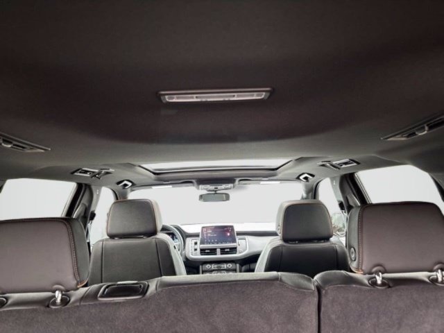 Used 2024 GMC Yukon AT4 AWD/4WD image 44
