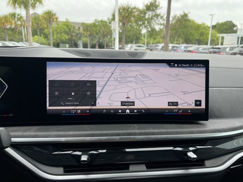 Used 2026 BMW X7 xDrive40i image 24