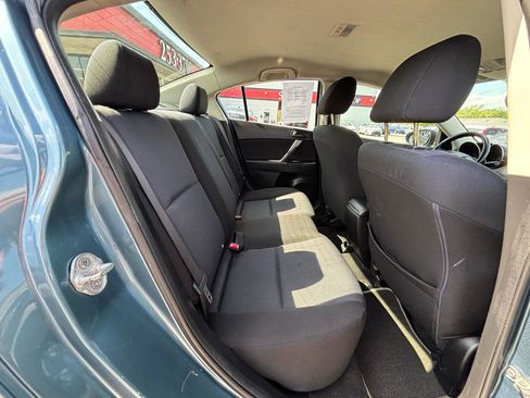 Used 2010 MAZDA MAZDA3 i Sport image 12