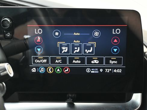 Used 2023 Chevrolet Corvette Stingray Premium Conv w/ Z51 Performance Package RWD image 24