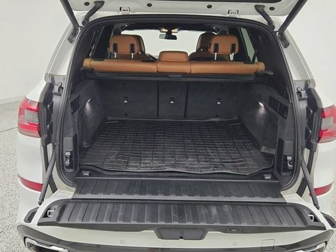 Used 2019 BMW X5 xDrive40i w/ M Sport Package AWD/4WD image 22
