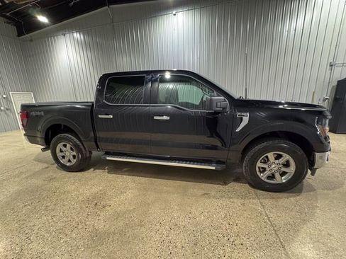 Used 2025 Ford F150 XLT w/ Equipment Group 301A Standard AWD/4WD image 7