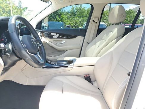 Used 2021 Mercedes-Benz GLC 300 image 9