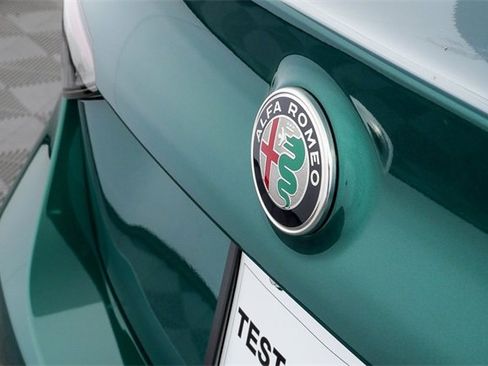 New 2025 Alfa Romeo Giulia image 37