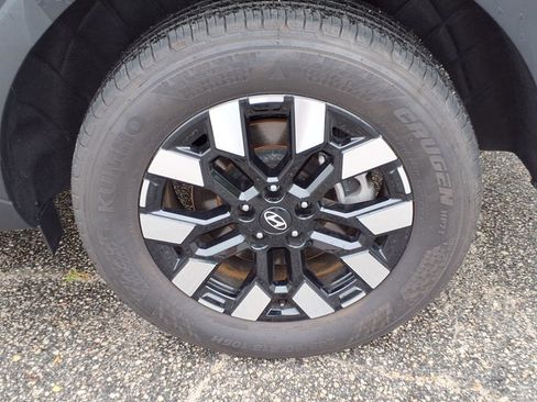 Used 2025 Hyundai Santa Cruz SEL image 39