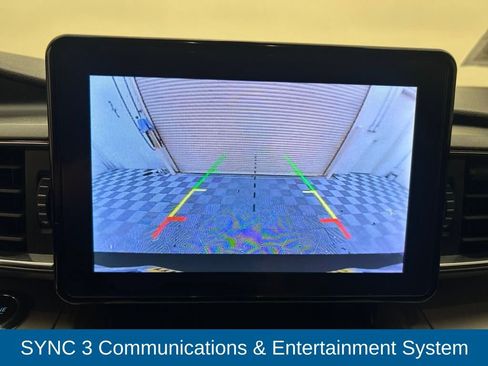 Certified 2022 Ford Explorer XLT w/ Equipment Group 202A image 36