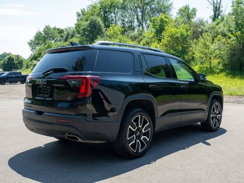 Used 2021 GMC Acadia SLE w/ Infotainment Package AWD/4WD image 3