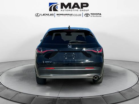 Used 2023 Honda HR-V Sport image 4