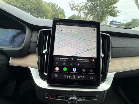 Certified 2026 Volvo XC90 B6 Plus AWD/4WD image 47