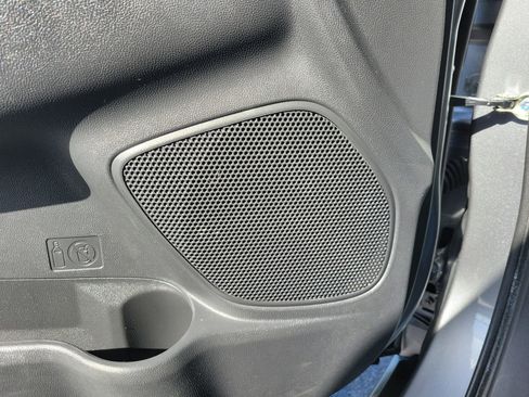 Used 2025 Mitsubishi Outlander Sport ES AWD/4WD image 19