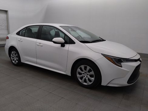 Used 2023 Toyota Corolla LE FWD image 11