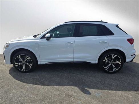 Certified 2024 Audi Q3 2.0T Premium Plus image 6