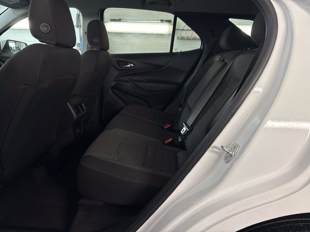 Used 2024 Chevrolet Equinox LT FWD image 26