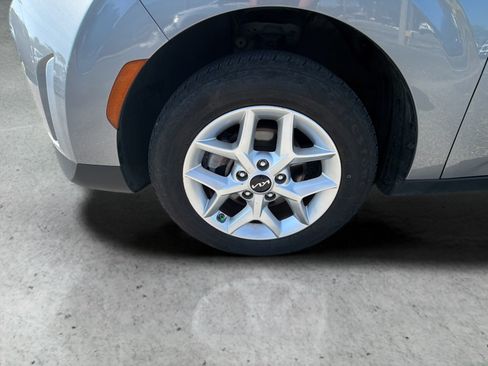 Used 2024 Kia Soul LX w/ Option Group 015 FWD image 37