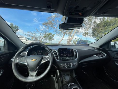 Used 2024 Chevrolet Malibu LT image 35