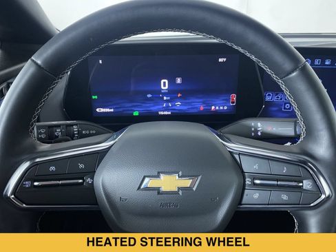 Certified 2024 Chevrolet Equinox EV LT FWD image 3