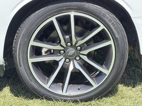 Used 2023 Dodge Challenger R/T RWD image 17