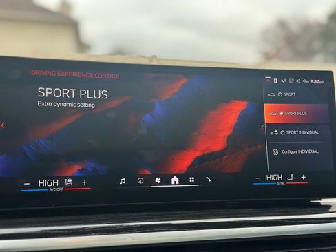 Used 2025 BMW X5 M60i w/ Executive Package image 44