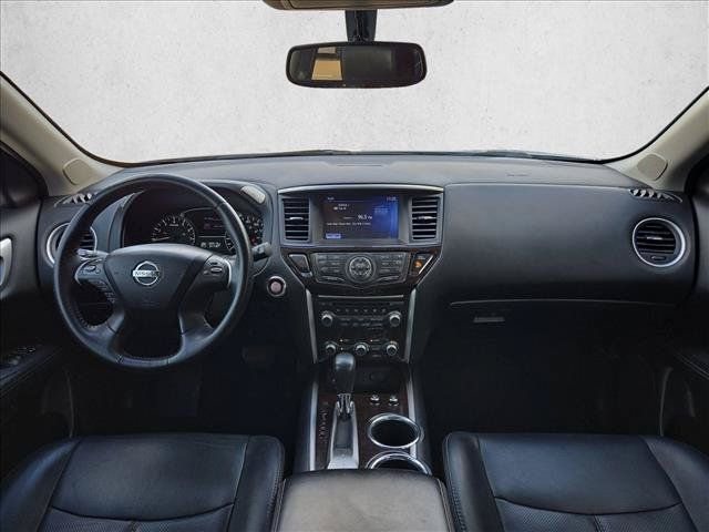 Used 2013 Nissan Pathfinder Platinum w/ Platinum Premium Pkg FWD image 15
