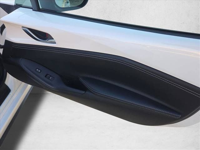 Used 2023 MAZDA MX-5 Miata Grand Touring RWD image 20