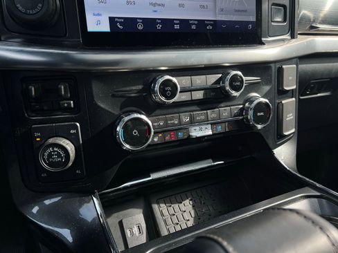 Used 2023 Ford F150 Lariat w/ Equipment Group 502A High image 23