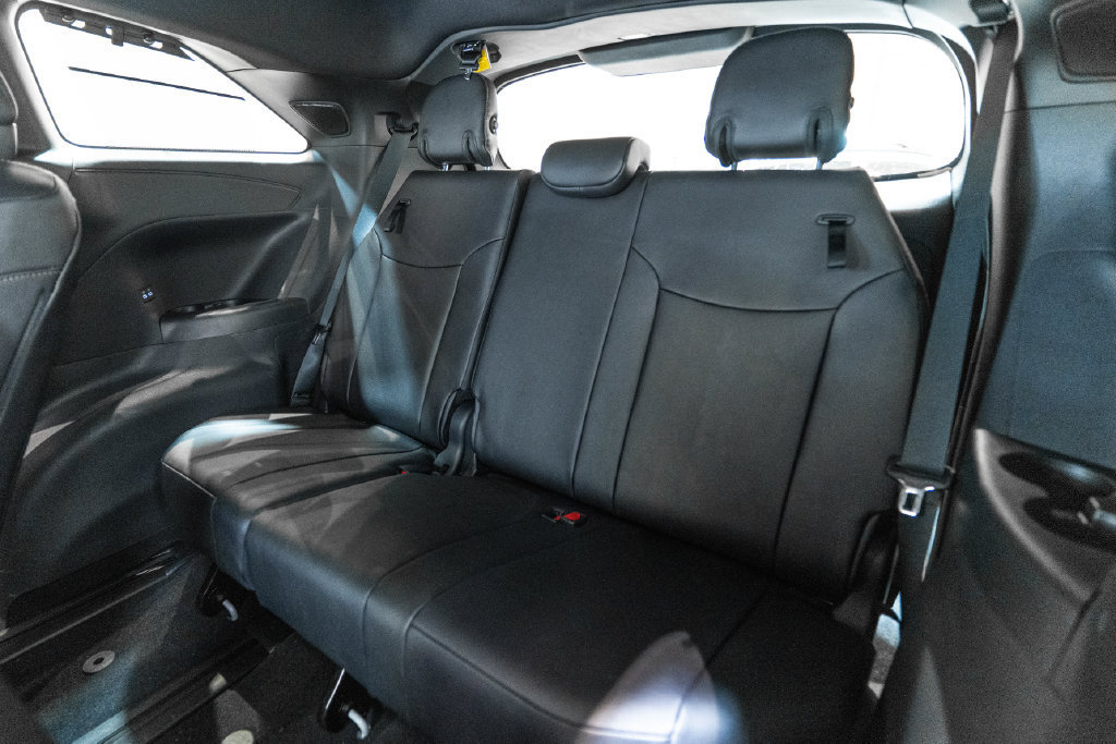 Certified 2026 Toyota Sienna Platinum AWD/4WD image 39