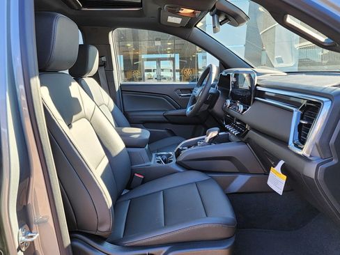 New 2026 GMC Canyon Elevation w/ Convenience Package image 40