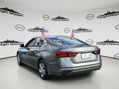 Certified 2024 Nissan Altima 2.5 S FWD image 2