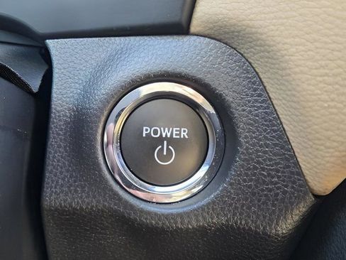 Certified 2025 Toyota RAV4 XLE Premium image 22