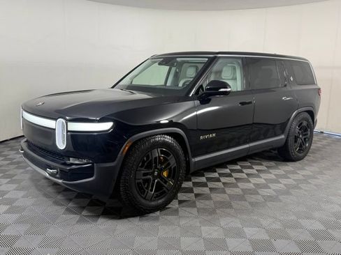 Used 2023 Rivian R1S Adventure AWD/4WD image 2