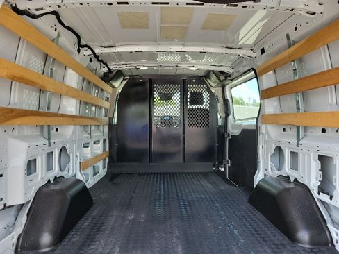 Used 2024 Ford Transit 250 Low Roof w/ Exterior Upgrade Package RWD image 14