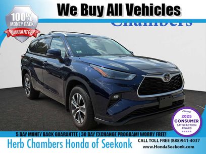 Used 2022 Toyota Highlander XLE
