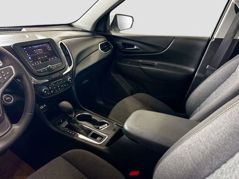 Used 2023 Chevrolet Equinox LT image 24