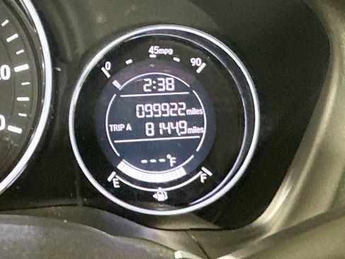 Used 2018 Honda HR-V LX image 19