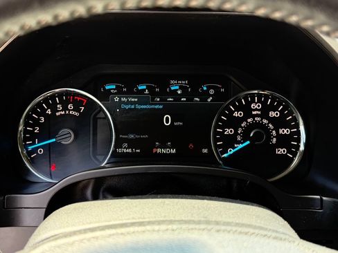 Used 2020 Ford F150 Lariat RWD image 16