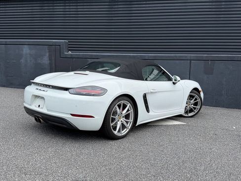 Certified 2017 Porsche 718 Boxster S RWD image 10