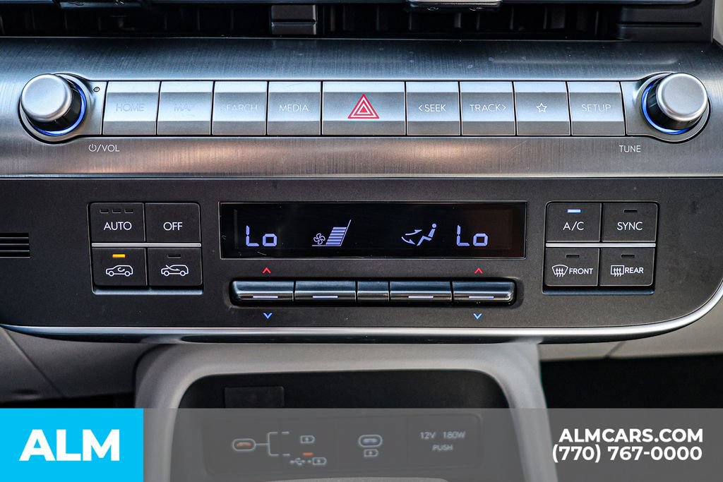 Used 2025 Hyundai Kona SEL FWD image 38