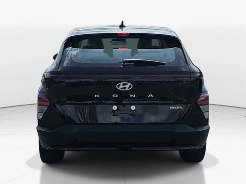Used 2024 Hyundai Kona SE FWD image 5