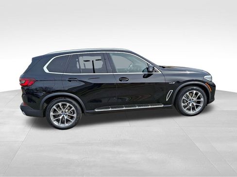 Used 2023 BMW X5 xDrive45e image 7