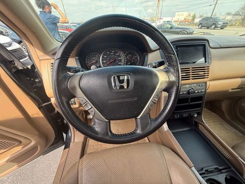 Used 2005 Honda Pilot EX-L image 16