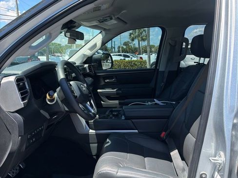 Used 2022 Toyota Tundra SR5 w/ TRD Off-Road Premium Package image 9