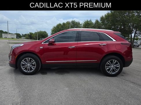 Used 2021 Cadillac XT5 Premium Luxury FWD image 6