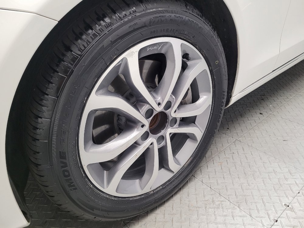 Used 2018 Mercedes-Benz C 300 Sedan image 31