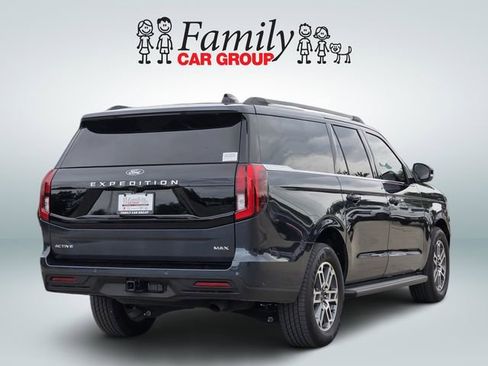 Used 2025 Ford Expedition Max Active RWD image 4