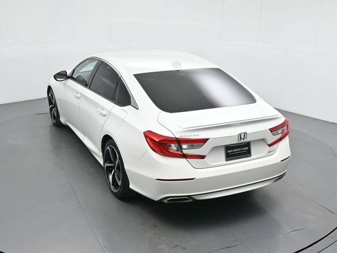 Used 2019 Honda Accord Sport image 41