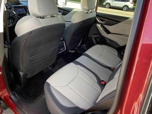 Certified 2022 Subaru Forester Premium AWD/4WD image 19