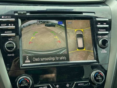 Used 2024 Nissan Murano SL FWD image 33