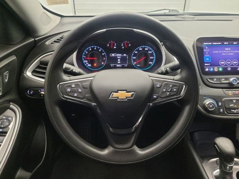 Used 2021 Chevrolet Malibu LS w/ LPO, Convenience Package 2 FWD image 22