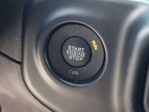 Used 2022 Jeep Wrangler Unlimited Sport w/ Sun And Sound Package AWD/4WD image 25