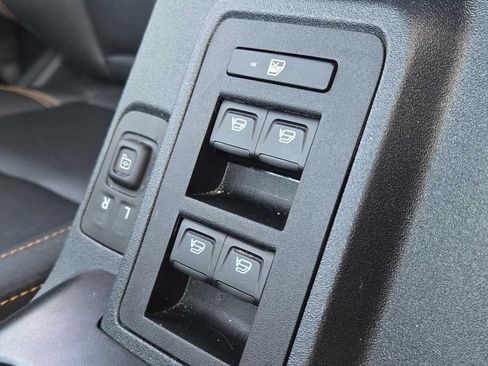 Used 2023 Ford Bronco Badlands AWD/4WD image 34